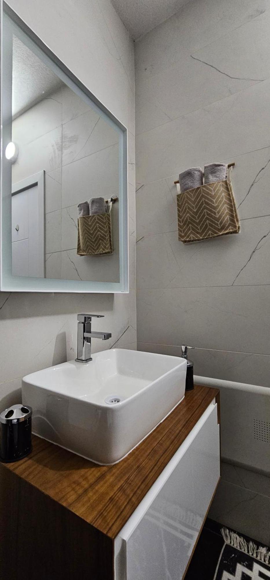 Value Living Apartment Ferizaj Exterior foto