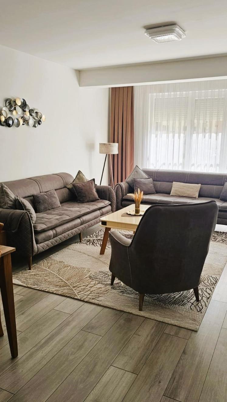 Value Living Apartment Ferizaj Exterior foto